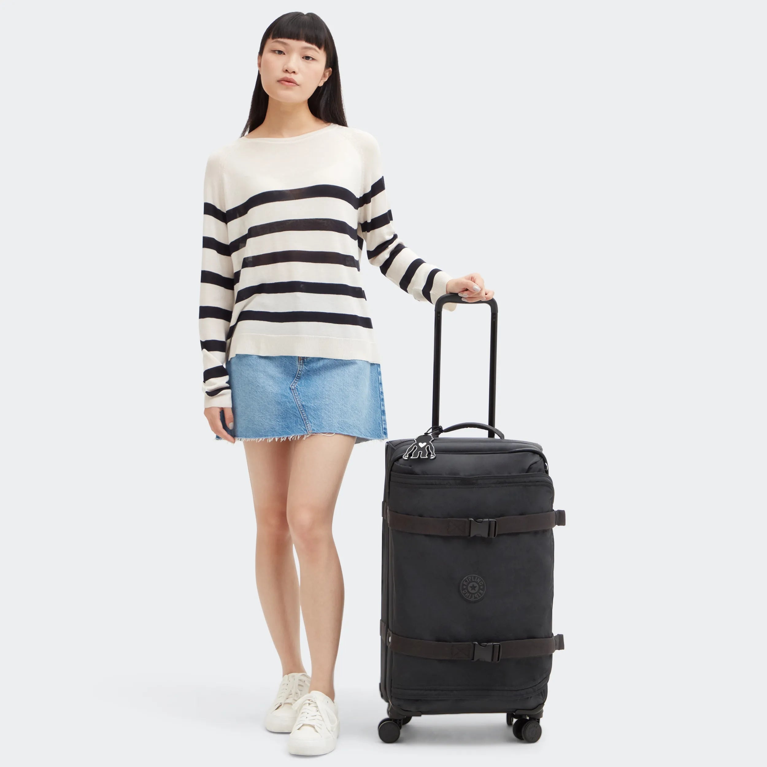 Spontaneous Medium Rolling Luggage - Image 2